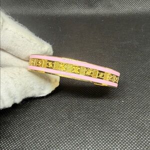 ✅ PRICE IS FIRM ✅ Fashion Pink and Gold Bangle Bracelet